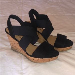 BRAND NEW american eagle wedges